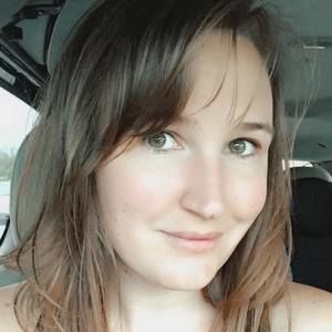 Meet your Posher, Caitlyn